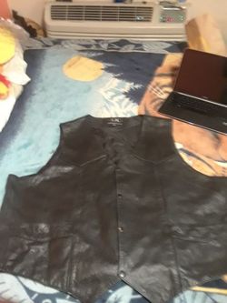 Leather king leather vest good condition