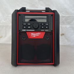 Milwaukee M18 Lithium-Ion Cordless Jobsite Radio/Charger
