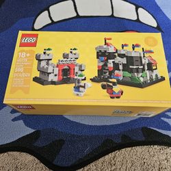 Lego Mini Knights Castle Gwp