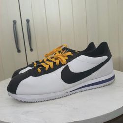 Nike Cortez