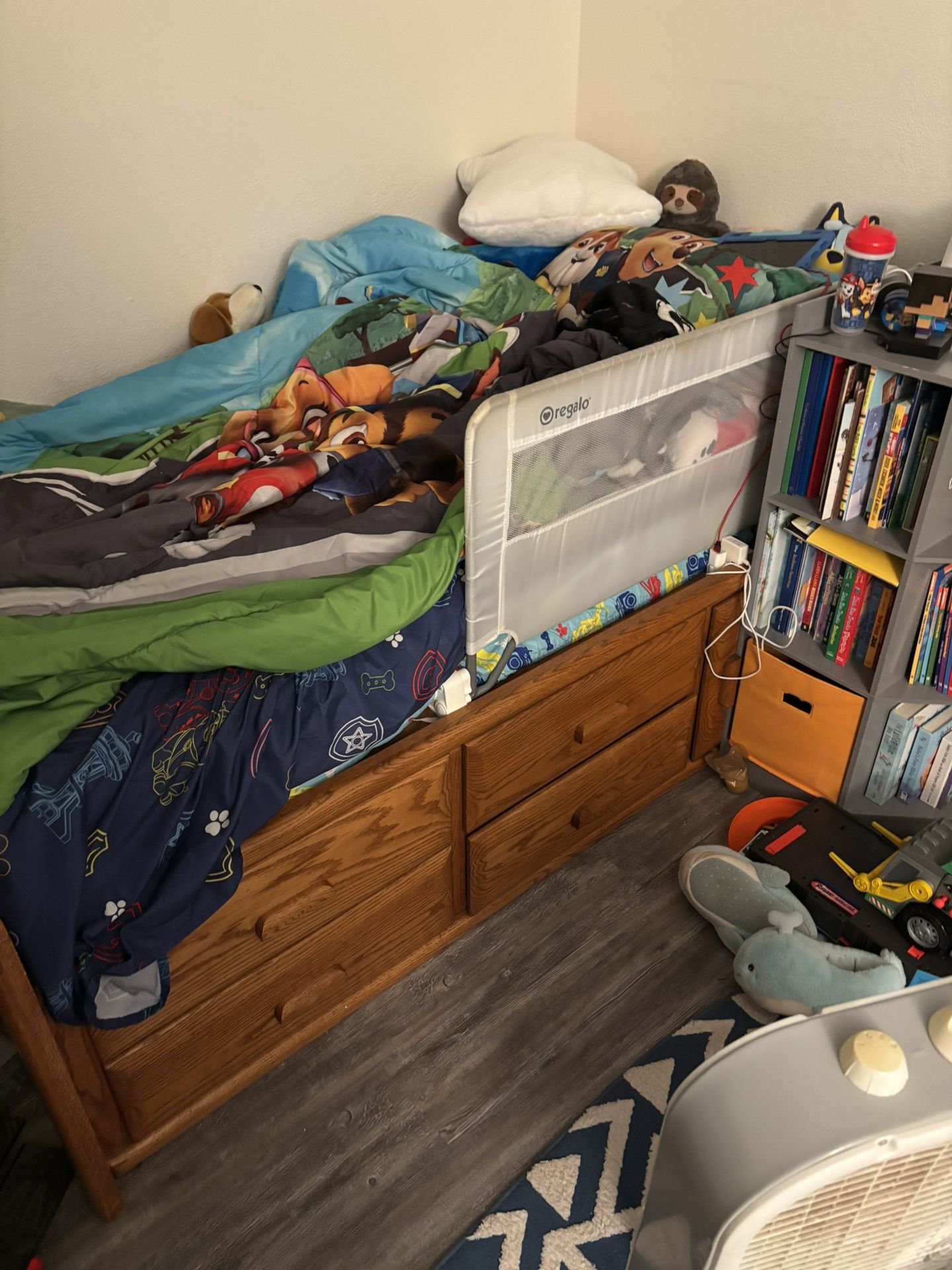 Twin Wooden Bed With Drawers (mattress Included)