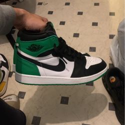 Jordan 1 Pine Green 
