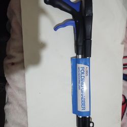 Folding Grabbers