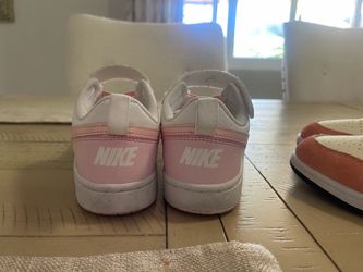 Girl shoes
