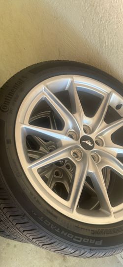 2025 ford mustang gt tires and wheels