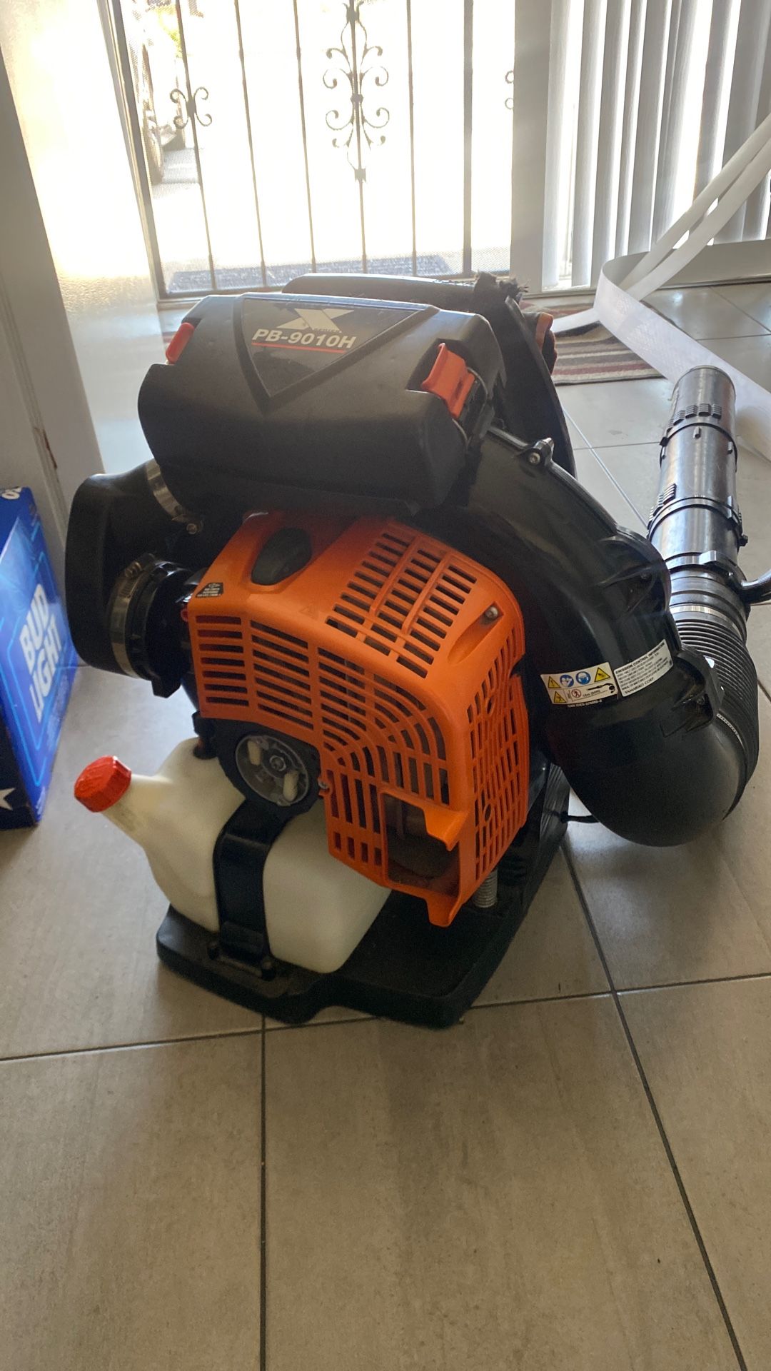Leaf Blower