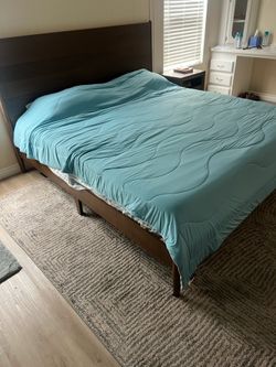 Cal King Bed for Sale - 5 months old!!!