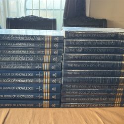 The New Book Of Knowledge Complete 20 Volume Set Grolier 2004(4, 6-20 Brand New)