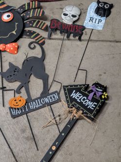 Vintage Halloween Metal & Wood Signs + Ceramic Pumpkin & Box of Stuff & 2 light up pumpkins