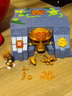 Toddler pretend play toys(negotiable)
