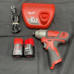 Milwaukee 12v Cordless Battery Powered 1/4” Hex Impact Driver With 2 Batteries And Charger