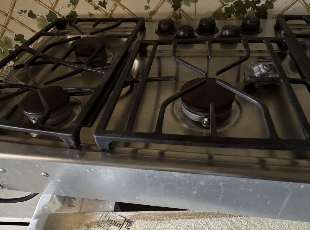 GE Monogram 36 Natural Gas Stainless Steel Cooktop. Model ZGU375NSD3SS