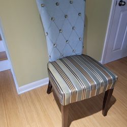 Accent Chair 