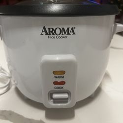 Aroma 4 Cup Rice Cooker 