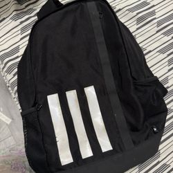 ADIDAS 3 STRIPES