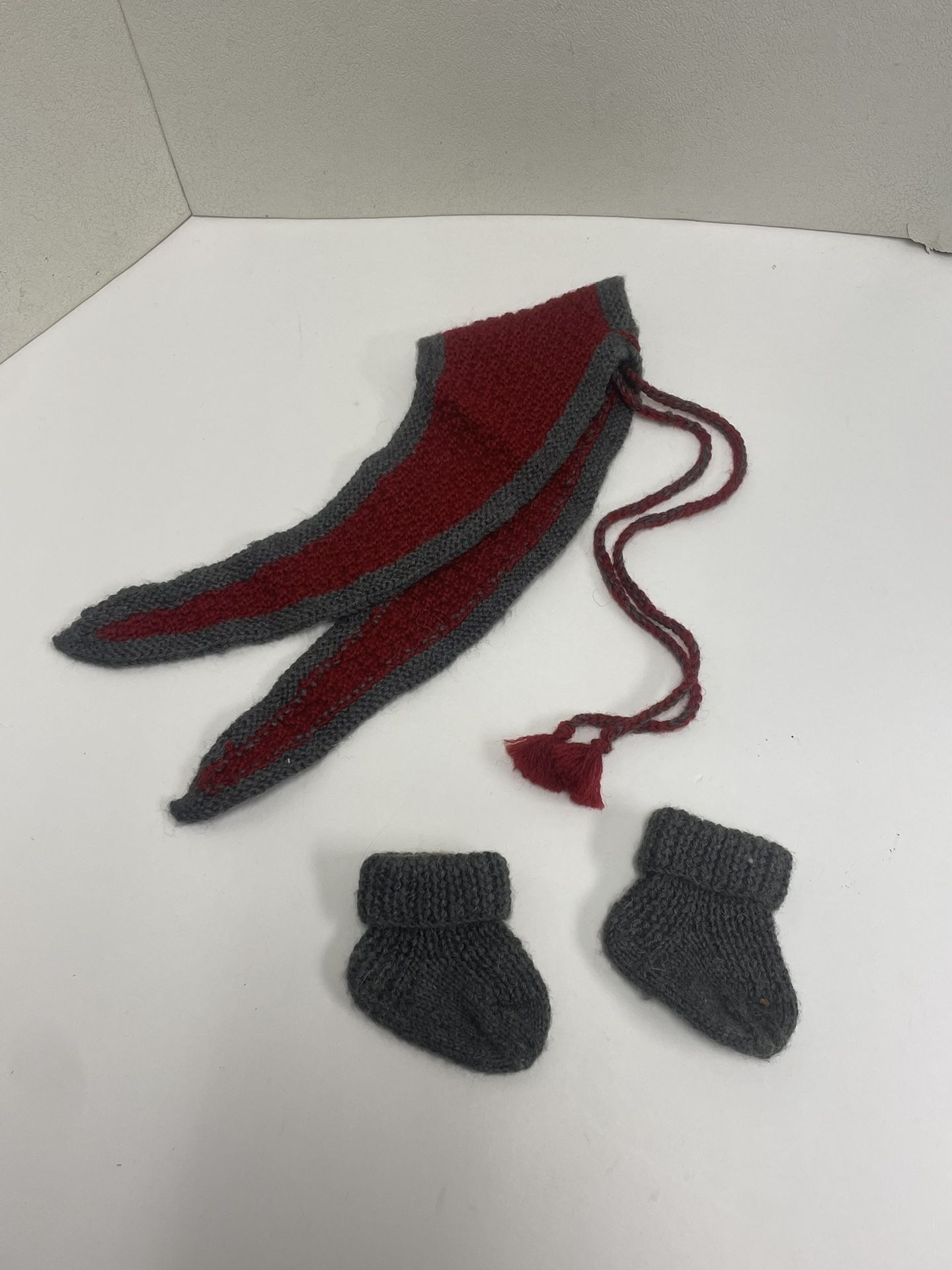 American Girl Addy Heartwarmer Shawl & Slippers Set tagged 1993 Pleasant Company