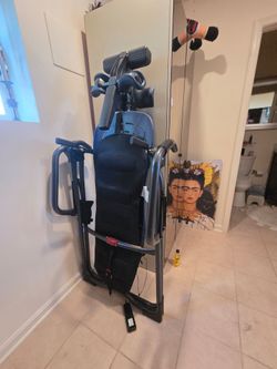 EP-960 INVERSION TABLE Teeter w neck vibration