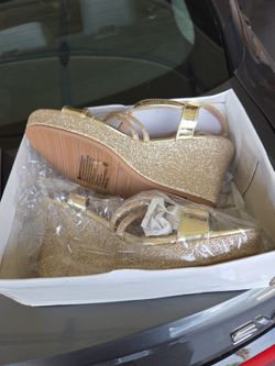Gold Sandal Shoes