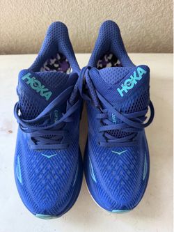 HOKA- unisex running tennis shoes size 8