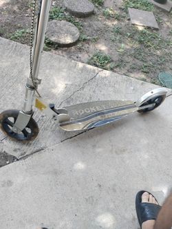 Kick scooter (foldable)