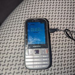 Samsung Gravity TXT Cell Phone