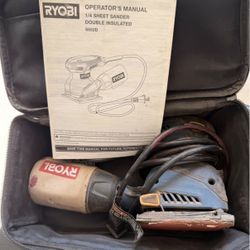 Ryobi 1/4 Sheet Finishing Sander with Dust Bag & Carry Case
