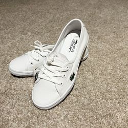 Lacoste Women’s Sneaker Size 5