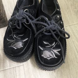 Rose Creeper Demonias 