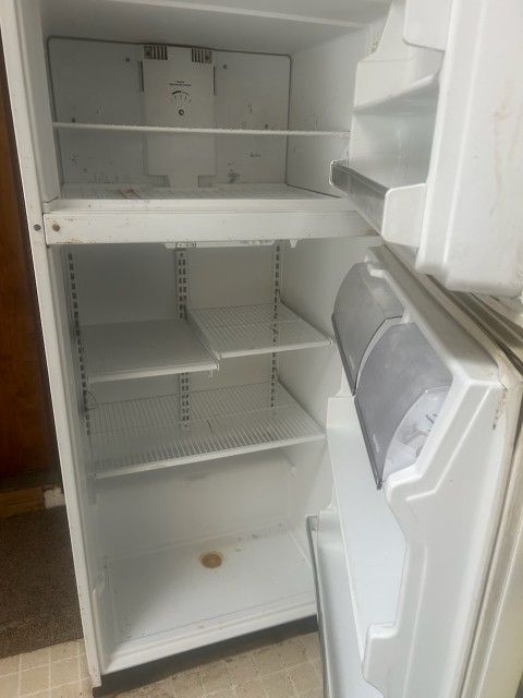 Refrigerator Freezer