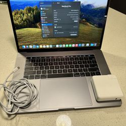 MacBook Pro 2019 Touchbar (15INCH) i7 16gb RAM 500gb SSD