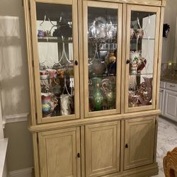 Bernhardt Large Wooden China Cabinet 