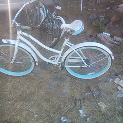 Huffy beach cruiser 35.00