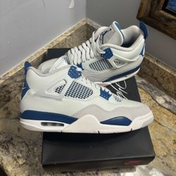 Jordan 4 Military Blue