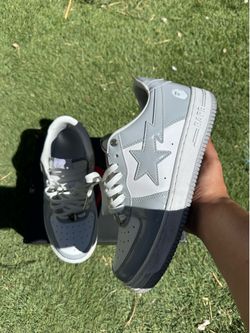 Bapestas “light grey” Size 9