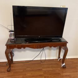 TV With Stand 