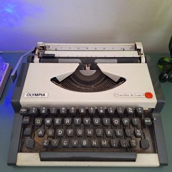 EXTREMELY RARE OLYMPIA TYPEWRITER