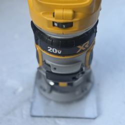 DEWALT XR 1/4-in Variable Speed Brushless Fixed Cordless Router
