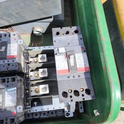 ge Industrial circuit breakers spectra RMS.