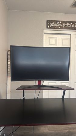 Viotek curved gaming monitor 27”