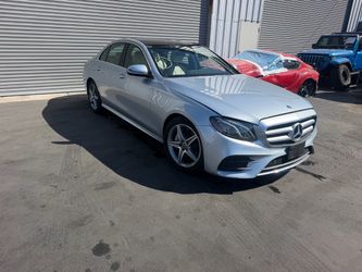 2018 mercedes E300