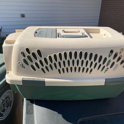 PET CARRIER 