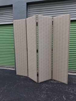 Rooom divider