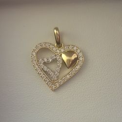 14 K GOLD HEART PENDANT 