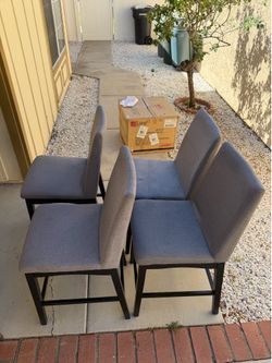 Lane Home Furnishings Chairs – Set of 5 | $250
