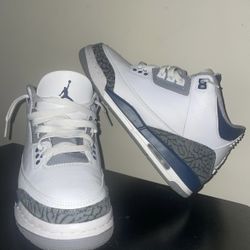 Air Jordan 3 'midnight navy' size 6.5(39)in boys size