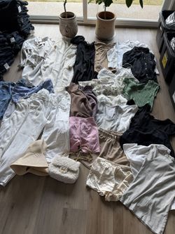 Women’s Size Small High End Clothing Bundle