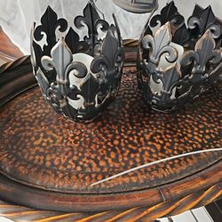 2 Candle Holders 