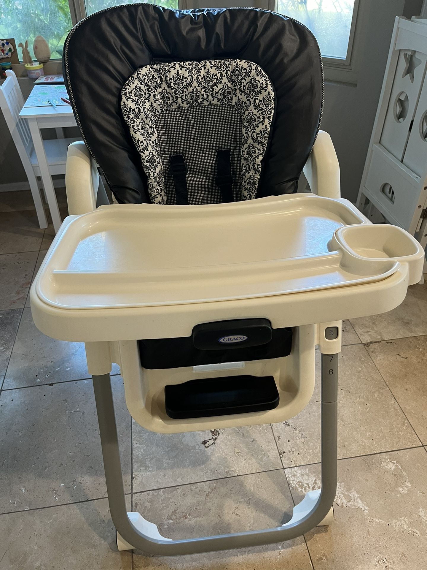 Graco TableFit High Chair, Rittenhouse - In Great Condition!