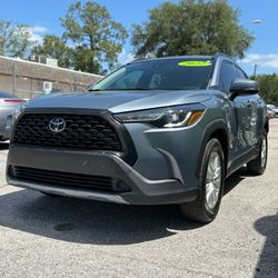 Toyota Corolla LE Cross 2022