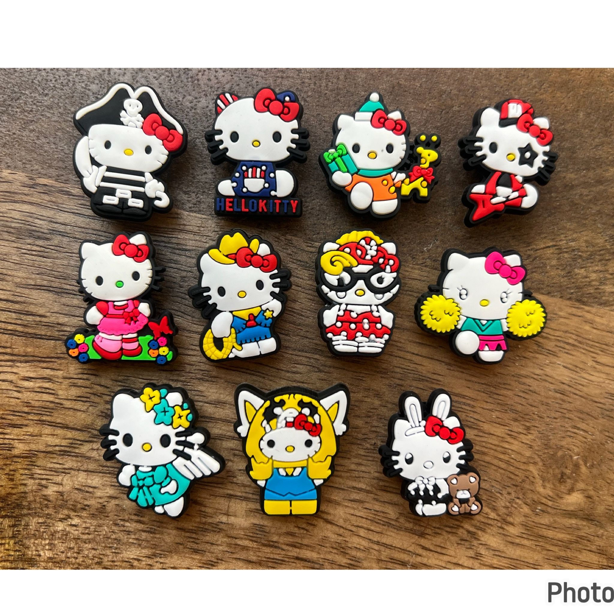 Hello Kitty, Croc Charms Bundle